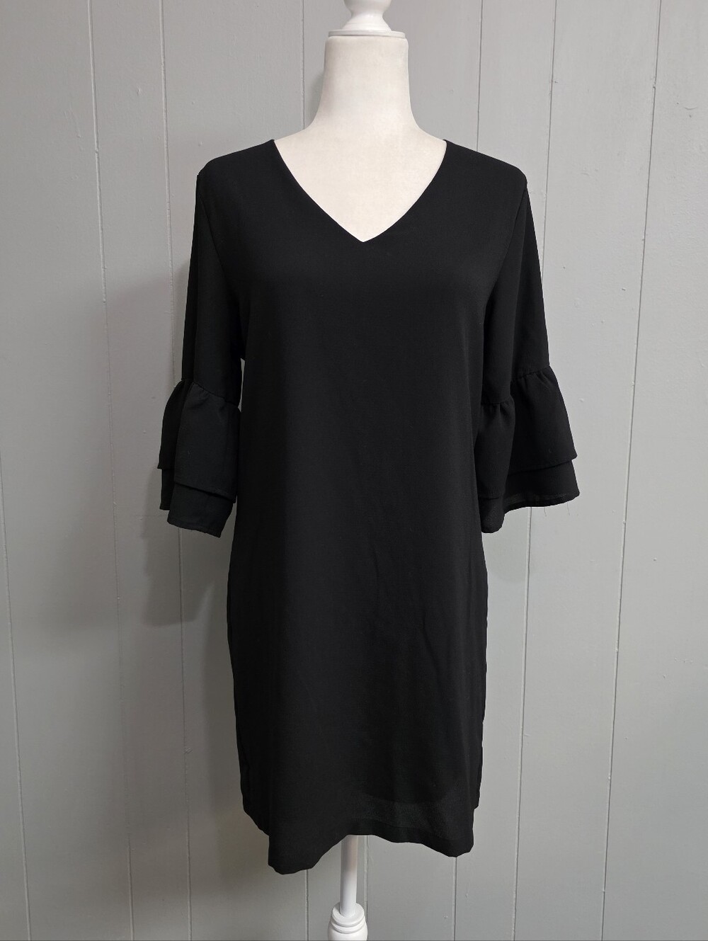 Belongsci V Neck Shift Dress Size M